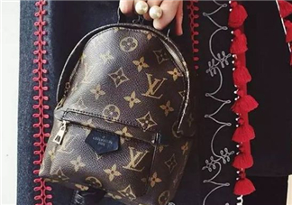 lv雙肩包怎么看真假？lv雙肩包真假辨別