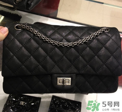 香奈兒255包尺寸怎么選？chanel255包尺寸對(duì)照表