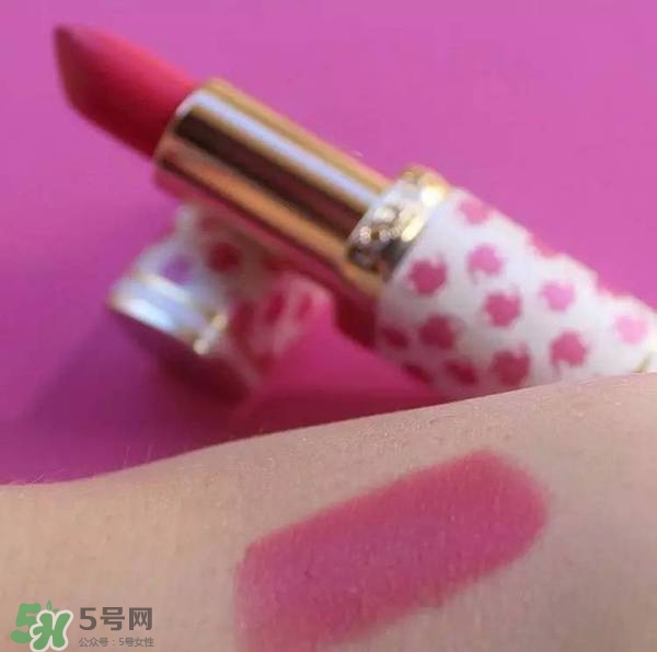 艾瑪口紅什么牌子？艾瑪沃特森口紅色號試色