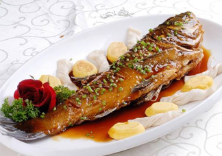 皮膚過(guò)敏可以吃魚嗎？皮膚過(guò)敏能不能吃魚？
