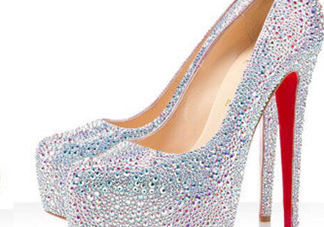 cl鞋子一般多少錢？Christian Louboutin鞋子專柜價格