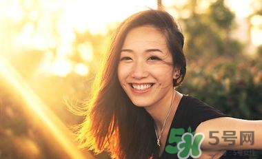 女人熬夜怎么保養(yǎng)皮膚？女人熬夜吃什么補品好？