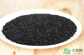 薺菜和芝麻能一起吃嗎？薺菜可以摻芝麻葉吃嗎？