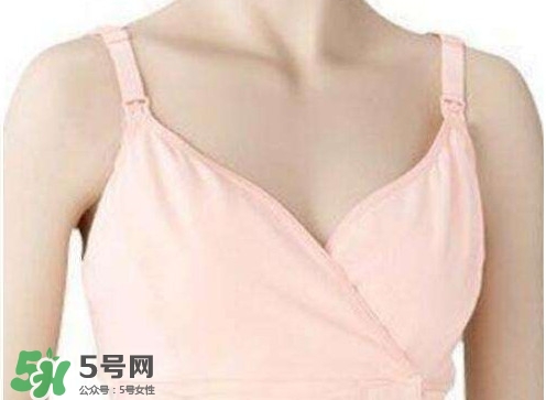 如何治療乳房濕疹？治療乳房濕疹吃什么好