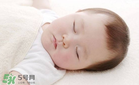孩子睡覺為什么打呼嚕？孩子睡覺打呼嚕是什么原因