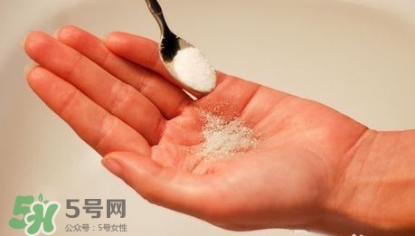 切辣椒后手很辣怎么辦？切辣椒后手很辣多久能好