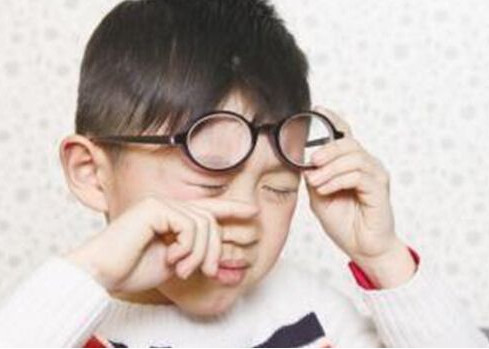 近視眼怎么自然恢復(fù)？近視眼如何自然恢復(fù)
