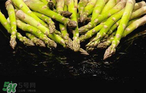 蘆筍花能吃嗎？蘆筍上面的花能吃嗎？