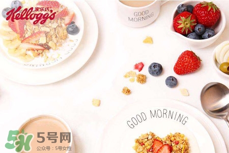 谷蘭諾拉水果谷物麥片怎么吃？谷蘭諾拉水果麥片有幾種吃法？