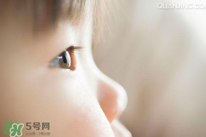 單眼皮會(huì)遺傳嗎？單眼皮會(huì)遺傳給下一代嗎？