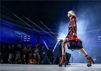 versace2017新品好看嗎？范思哲2017新款怎么樣？