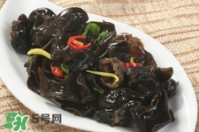 尿酸高可以吃黑木耳嗎？ 尿酸高的能吃木耳嗎？	