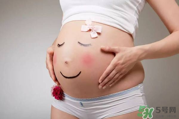 妊娠線看可以看胎兒性別嗎？妊娠線看可以男女嗎？