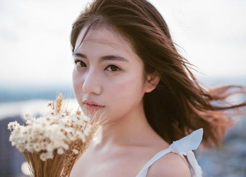 后背長痘怎么辦？后背長痘痘是怎么治