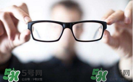 近視眼吃什么對(duì)眼睛好？近視眼吃什么好