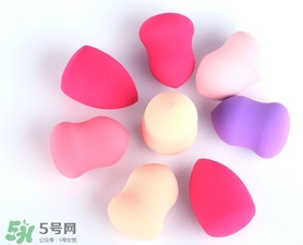 美妝蛋可以干用嗎？美妝蛋使用前要打濕嗎？