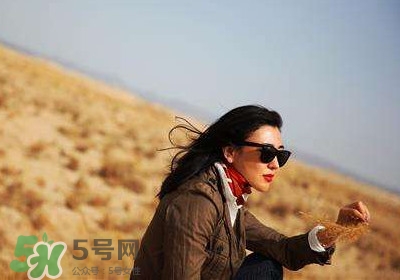 頭發(fā)掉的厲害怎么辦？頭發(fā)掉的厲害是什么原因