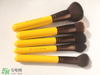 受受狼小黃鴨化妝刷怎么樣？受受狼小黃鴨化妝刷多少錢？