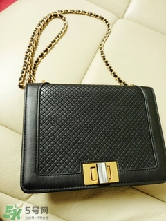 charles keith是什么牌子？屬于什么檔次