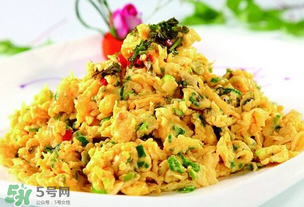 香椿可以炒鴨蛋嗎？香椿炒鴨蛋有什么好處？
