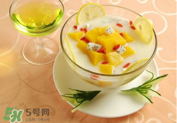 香椿和酸奶能一起吃嗎？香椿能和酸奶一起吃嗎？