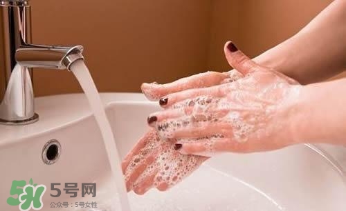 手膜做完要洗手嗎？手膜做完要不要洗手？
