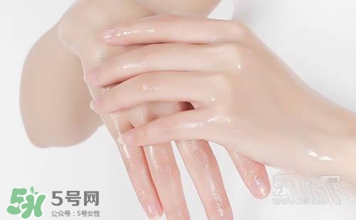 手膜做完要洗手嗎？手膜做完要不要洗手？