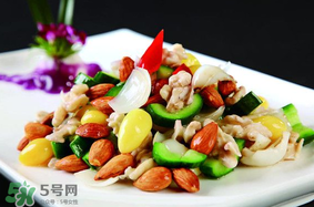 香椿和羊肉能一起吃嗎？香椿和羊肉一起吃了會怎樣？