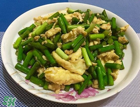 蒜苗能和雞蛋一起吃嗎？蒜苗可以炒雞蛋嗎？