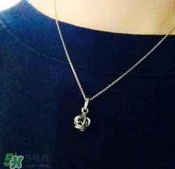 潘多拉項(xiàng)鏈?zhǔn)鞘裁床馁|(zhì)？pandora項(xiàng)鏈?zhǔn)倾y的嗎？