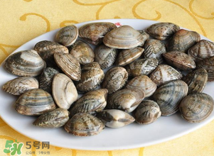 花甲里面黑色的東西能吃嗎？花甲里面黑色的是什么？