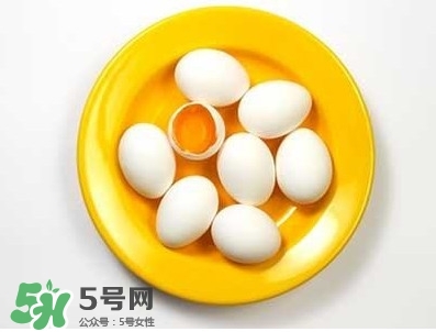 生吃雞蛋好嗎？生吃雞蛋有什么好處