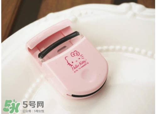 貝印和muji睫毛夾哪個(gè)好？貝印和無印良品睫毛夾對(duì)比