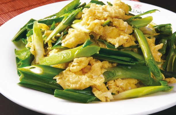 蒜苗是發(fā)物嗎？蒜苗是不是發(fā)物