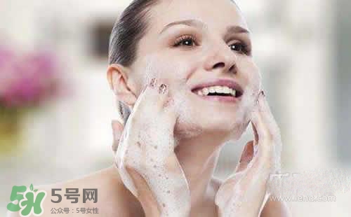 黑色痘印多久會消失？黑色痘印消失時(shí)間