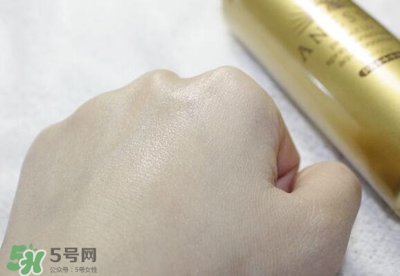安耐曬噴霧可以帶上飛機嗎？安耐曬防曬噴霧可以托運嗎？
