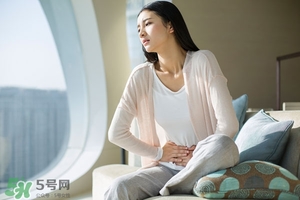 來(lái)月經(jīng)想睡覺(jué)是咋回事？為什么月經(jīng)期間很困