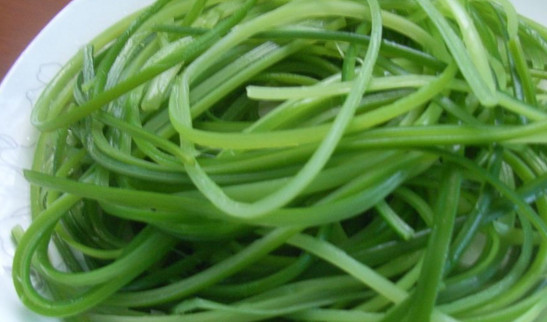 蒜苔是發(fā)物嗎？蒜苔是不是發(fā)物