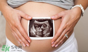 洗潔精洗碗對(duì)孕婦有傷害嗎？孕婦能用洗潔精洗碗嗎
