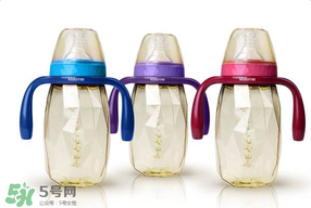 奶瓶能用洗潔精洗嗎？洗潔精能洗奶瓶嗎？