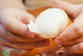 蝦爬子能和雞蛋一起吃嗎？蝦爬子和雞蛋能同吃嗎？