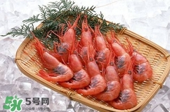如何挑選新鮮的蝦？買蝦時候怎么挑選