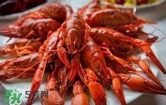 油燜大蝦怎么做好吃？正宗潛江油燜大蝦做法