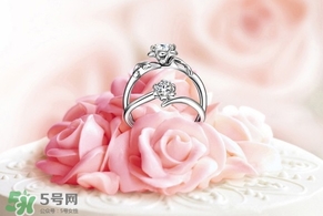 lovelove戒指是什么牌子？lovelove真愛之花戒指多少錢？