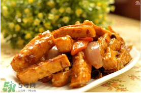 洋蔥和豆腐能一起吃嗎？洋蔥和豆腐可以一起吃嗎？