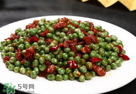 豌豆和牛肉能一起吃嗎？豌豆能和牛肉一起吃嗎？