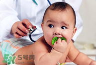 寶寶發(fā)燒有什么物理降溫法？寶寶發(fā)燒怎么降溫快？