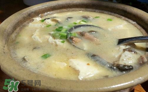 泥鰍湯怎么做？泥鰍湯的做法