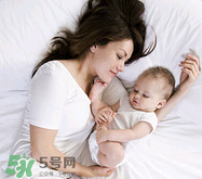 生完孩子后掉頭發(fā)是正常的嗎？產(chǎn)后掉發(fā)掉多少屬于正常?
