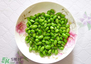 青豆不能和什么一起吃？青豆和什么相克？